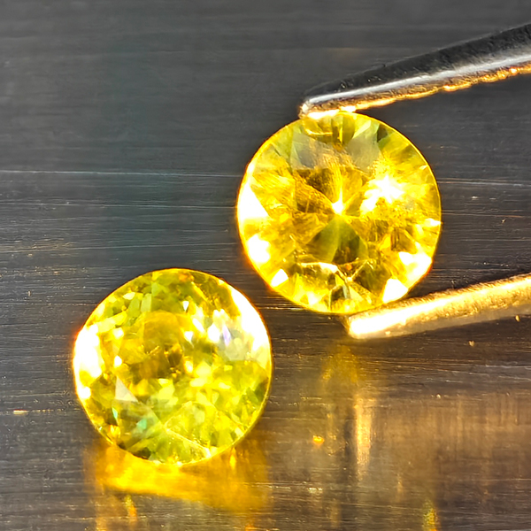 Natural Multi Color Titanium Sphene Gemstones With Rainbow Spark 0.71 Ct. 2 Pcs. Round Diamond Cut