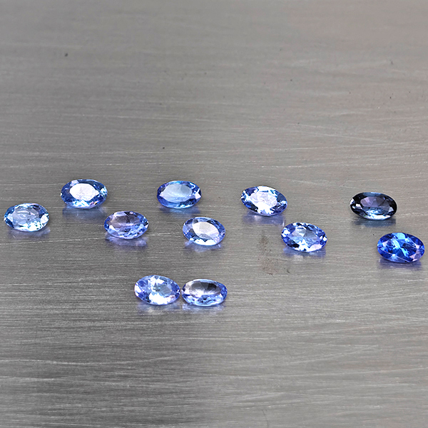 Natural Violetish Blue Tanzanite Gemstones 2.46 Ct. 11 Pcs. Oval Shape and Mixed Size