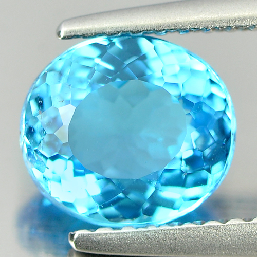 1.90 Ct. Natural Oval Shape Swiss Blue Topaz Gemstone