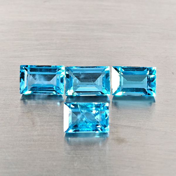 Natural Blue Topaz Gemstones 4.28 Ct. 4 Pcs. Baguette Shape and Mixed Size Natural Blue Topaz Gemstones 4.28 Ct. 4 Pcs. Baguette Shape and Mixed Size