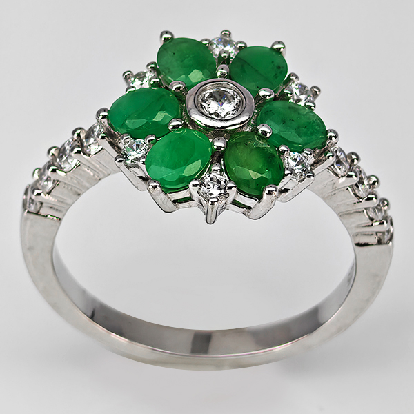 Natural Green Emerald Real 925 Sterling Silver Jewelry 3.25 Grams Ring Size 7