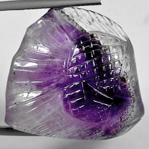 35.73 Ct. Amiable Fish Carving Natural Violet Amethyst Brazil