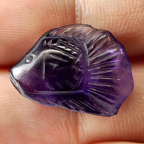 7.06 Ct. Beautiful Fish Carving Natural Violet Amethyst Unheated