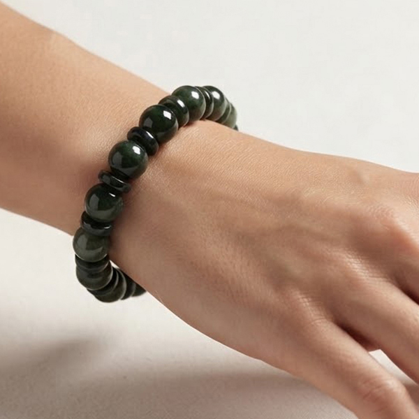 Natural Green Jade Gemstones 167.98 Ct. Beads Mixed Shape Flexibility Bracelet