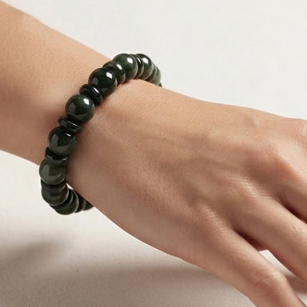 Natural Green Jade Gemstones 170.88 Ct. Beads Mixed Shape Flexibility Bracelet