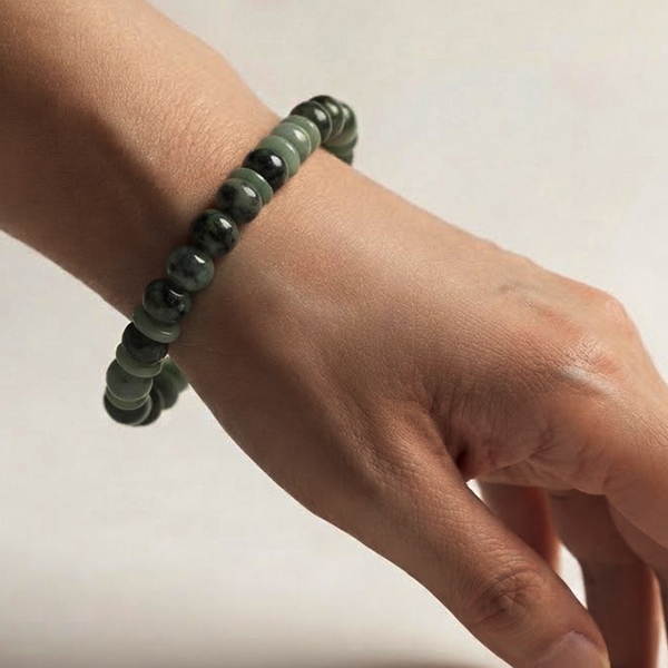 Natural Green Jade Gemstones 167.43 Ct. Beads Mixed Shape Flexibility Bracelet