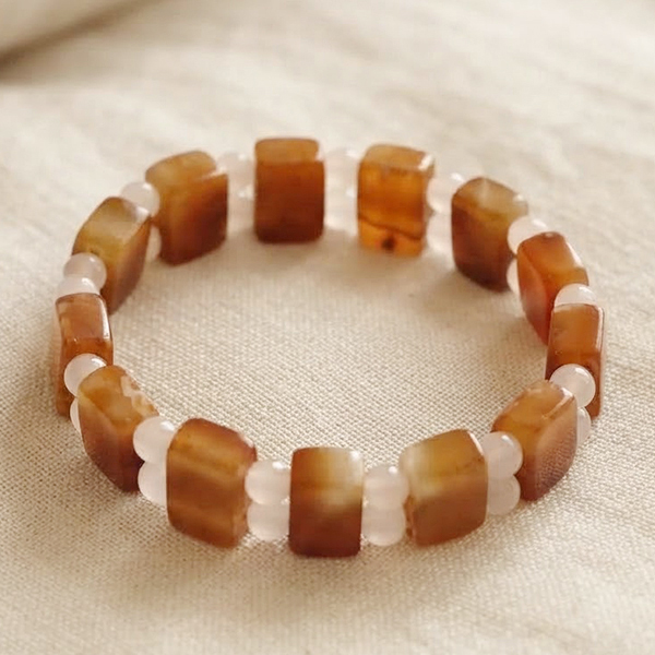 Natural Honey and White Jade Gemstones 234.97 Ct. Beads Flexibility Bracelet and Mixed Shape