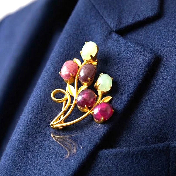 Natural Multi Color Mixed Gemstones 5.77 Grams Jewelry Brooch Yellow Gold Plated 40 x 35 Mm.