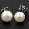 Pearl Earring